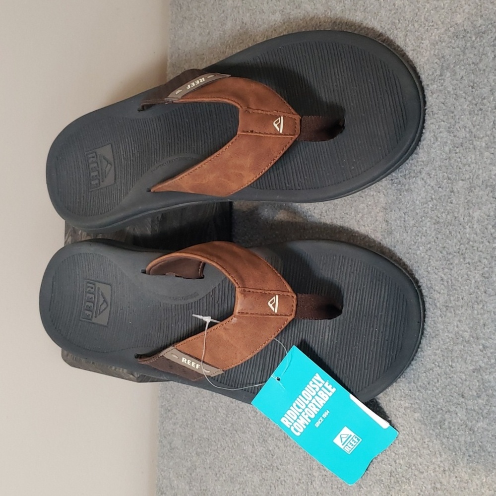 NWT Reef Men's Brown and Black Flip-Flops